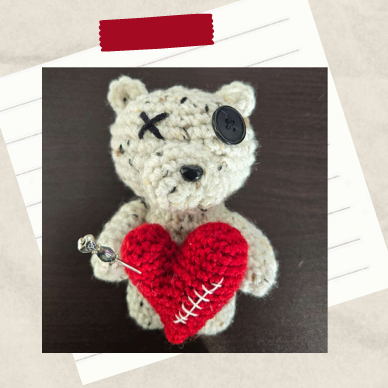 Crochet bear with heart free pattern for beginners